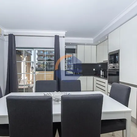 V Plaza Apartament